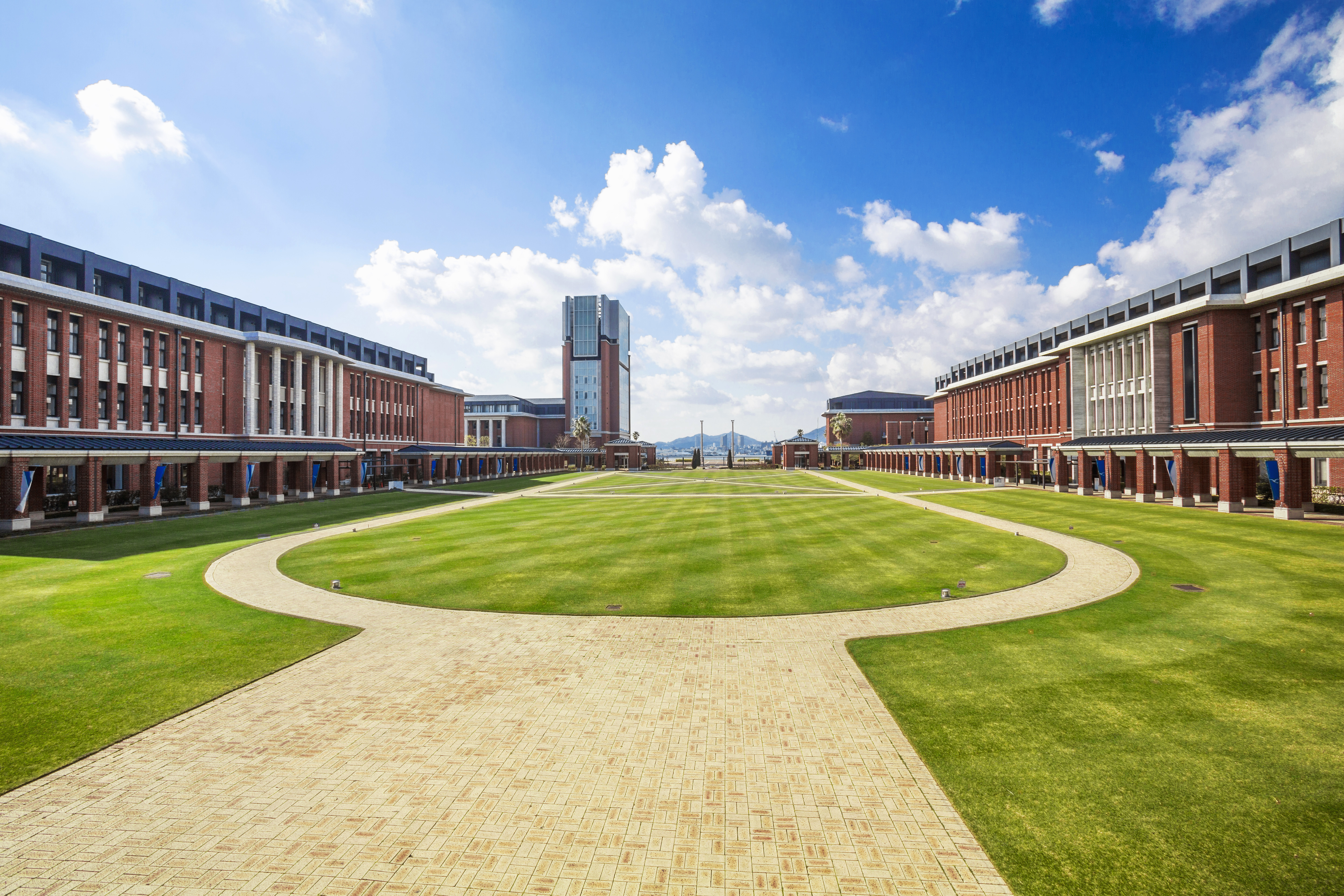 神戸学院大学